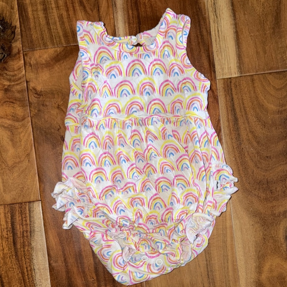 Little Sleepies Pastel Rainbow Bubble Romper In Size 3/6 Months